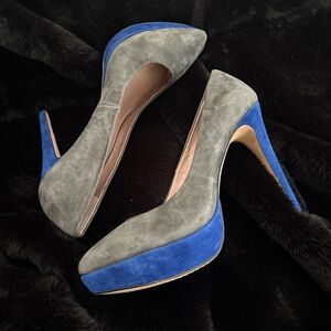 Vince Camuto suede heels blue gray women's size 10